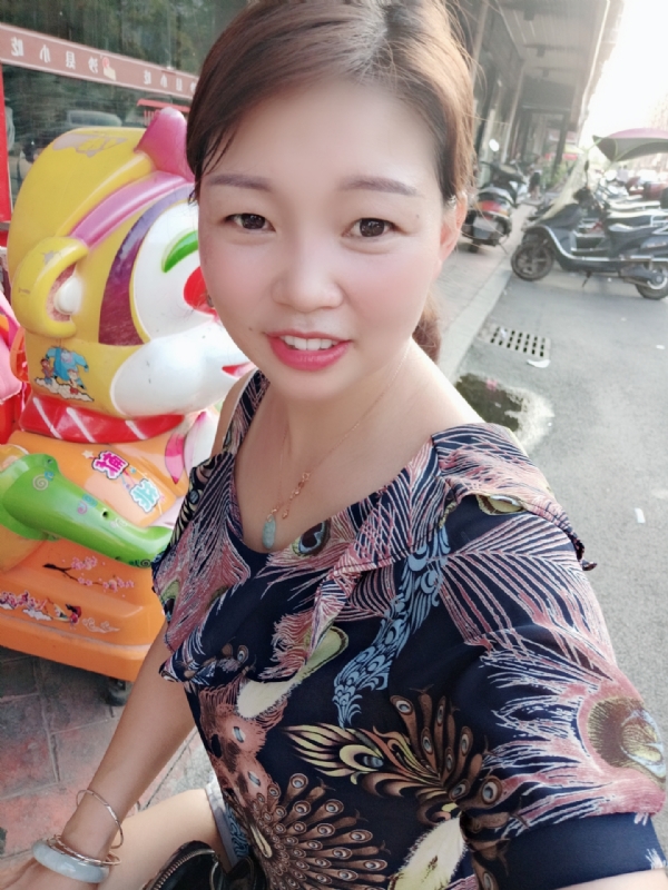 云儿的第一张照片--汕头相亲服务中心