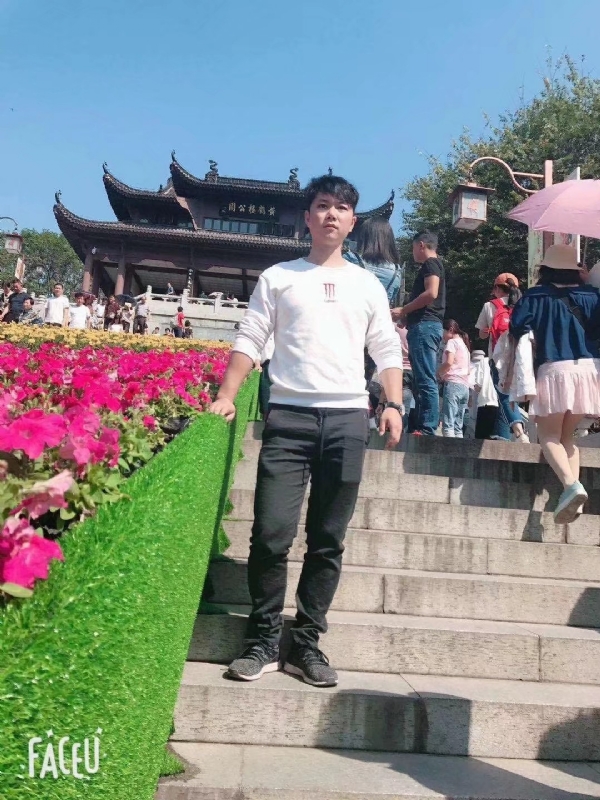 坦然的第二张照片--汕头相亲服务中心