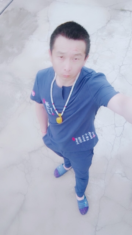 一叶之秋的第一张照片--汕头相亲服务中心