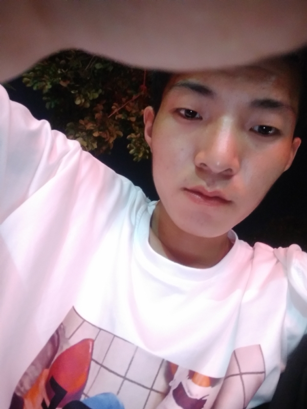 若如初见丶的第一张照片--汕头相亲服务中心