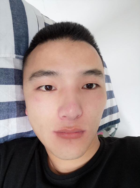 诚信交友的第一张照片--汕头相亲服务中心