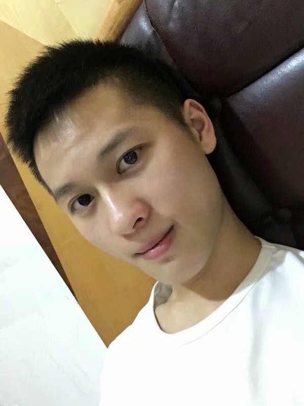 星月情的第一张照片--汕头相亲服务中心