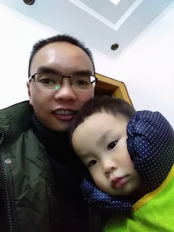 123木头人的第一张照片--汕头相亲服务中心