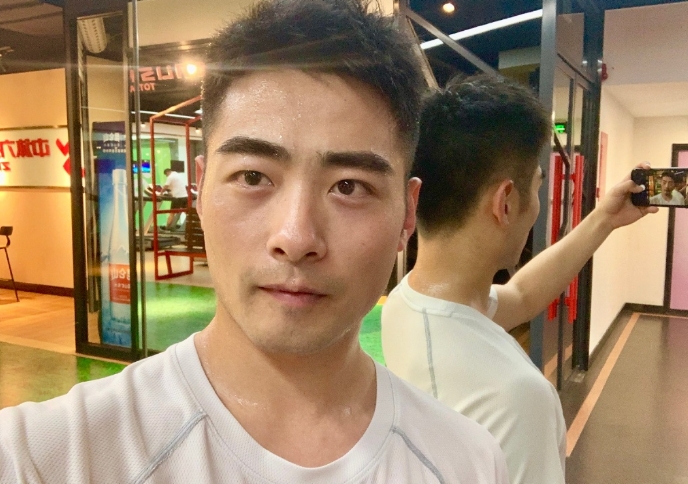 迁就的第一张照片--汕头相亲服务中心