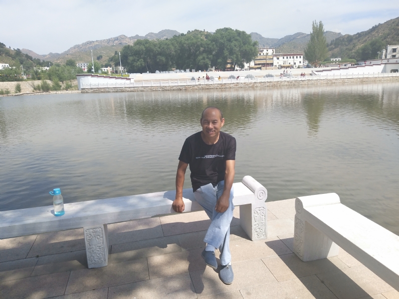 大漠独行的第一张照片--汕头相亲服务中心