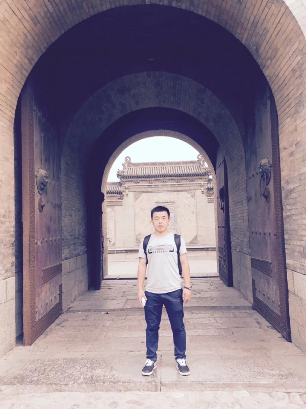 寻寻觅觅的第一张照片--汕头相亲服务中心