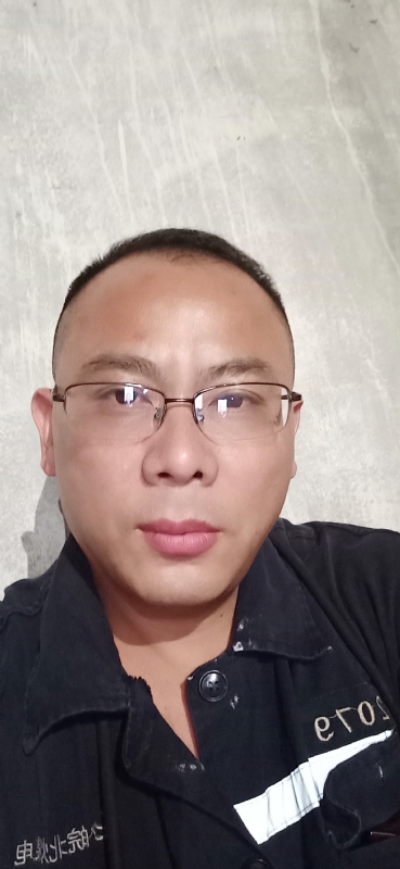 知足常乐的第一张照片--汕头相亲服务中心