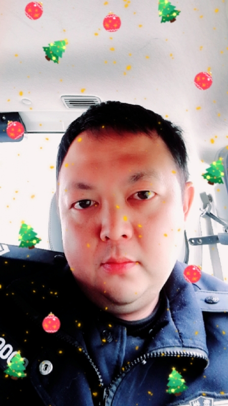 恨孤独的第一张照片--汕头相亲服务中心