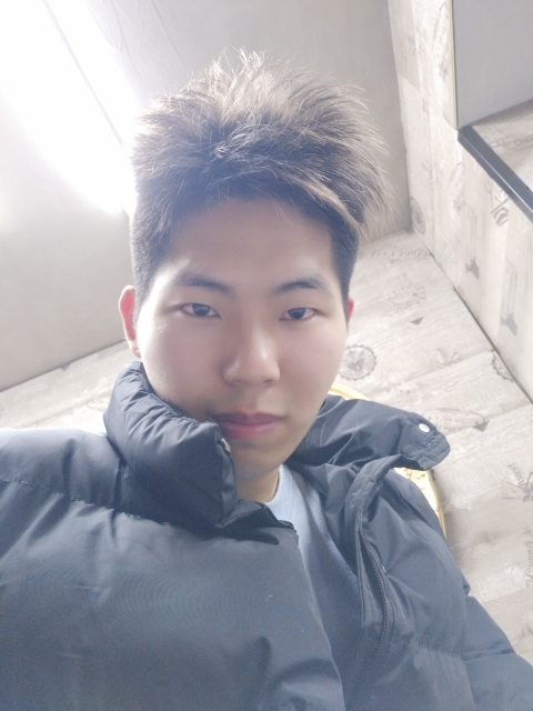 郑小五的第一张照片--汕头相亲服务中心