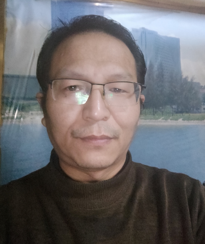 小草的第一张照片--汕头相亲服务中心