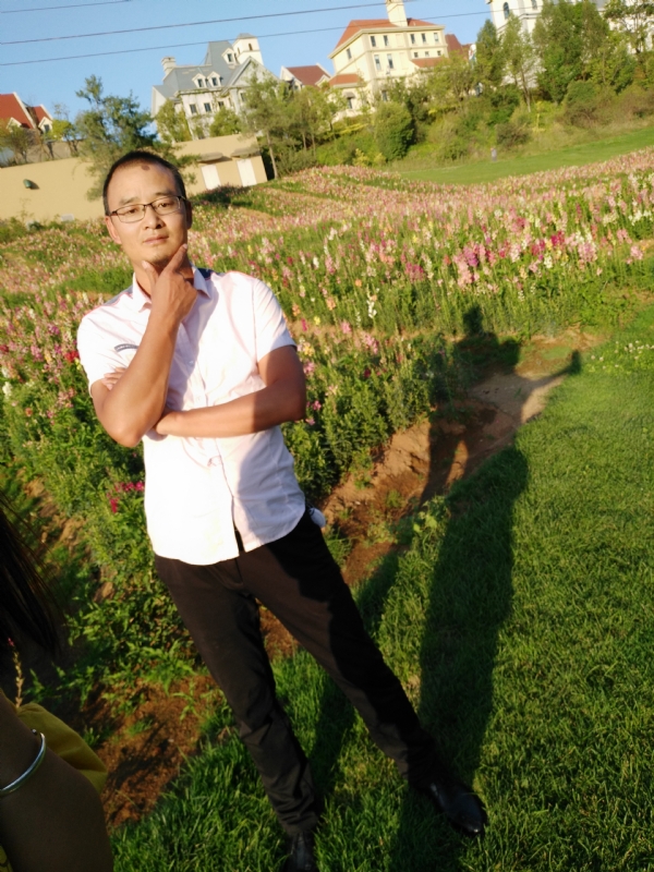 爱归零的第二张照片--汕头相亲服务中心