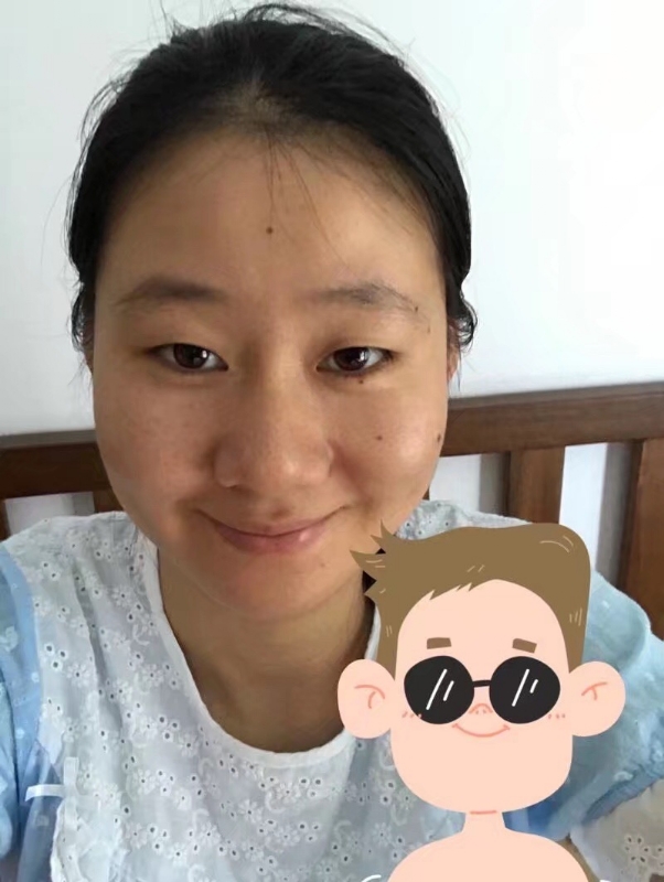 丽丽的第一张照片--汕头相亲服务中心