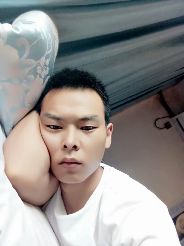 琪子心的第一张照片--汕头相亲服务中心