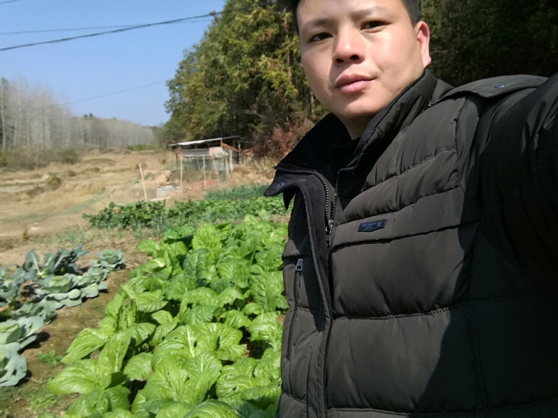 倔强的驴的第一张照片--汕头相亲服务中心