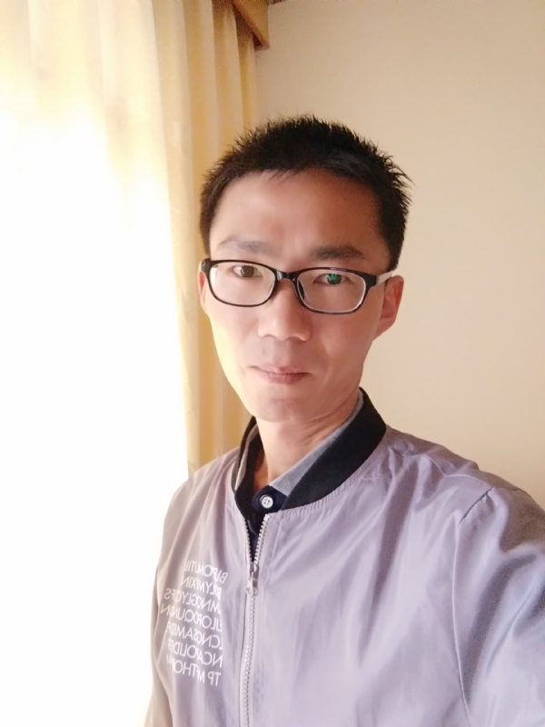 平凡的风的第二张照片--汕头相亲服务中心