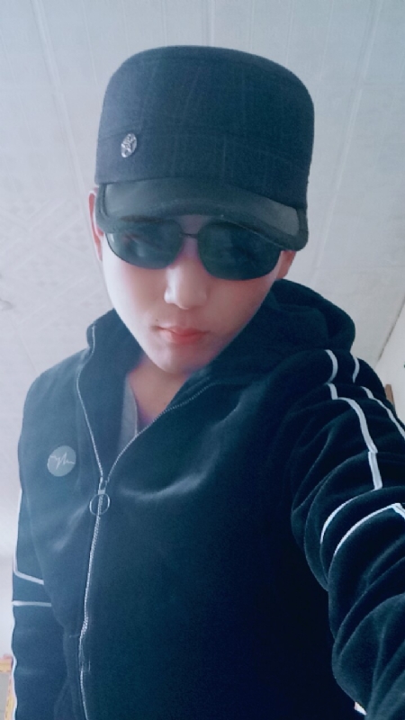 等你的季节的第一张照片--汕头相亲服务中心