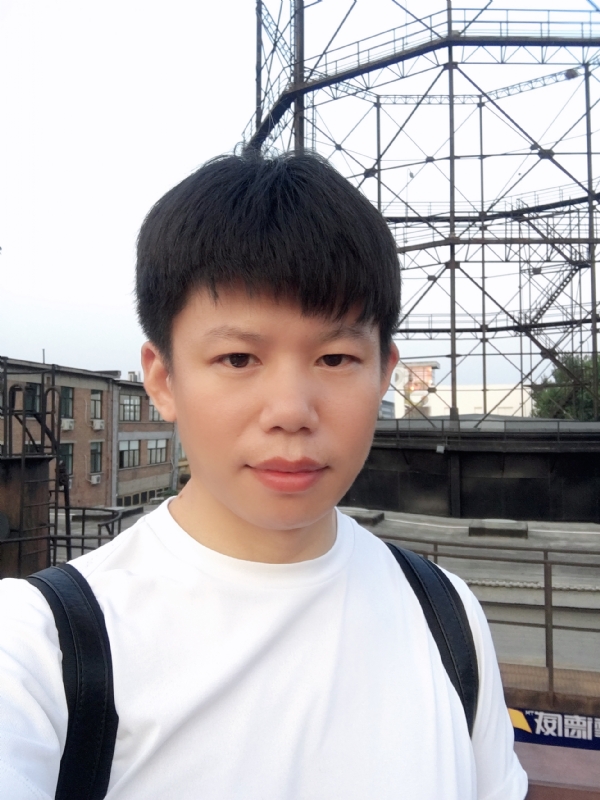 董晓群的第一张照片--汕头相亲服务中心