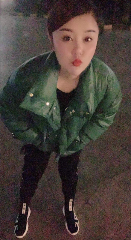 杨乔依的第一张照片--汕头相亲服务中心