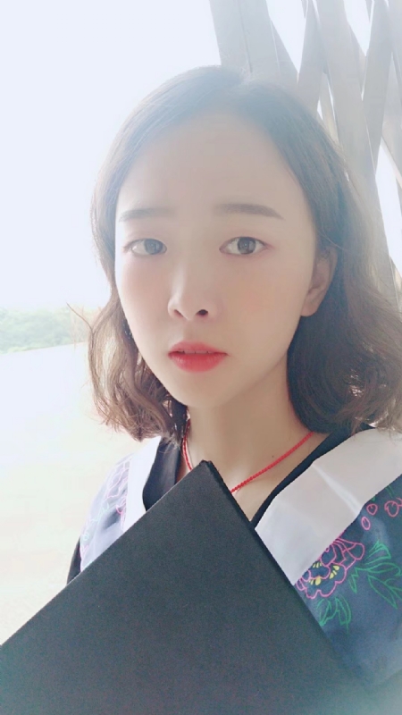 傲娇的喵小咪的第一张照片--汕头相亲服务中心