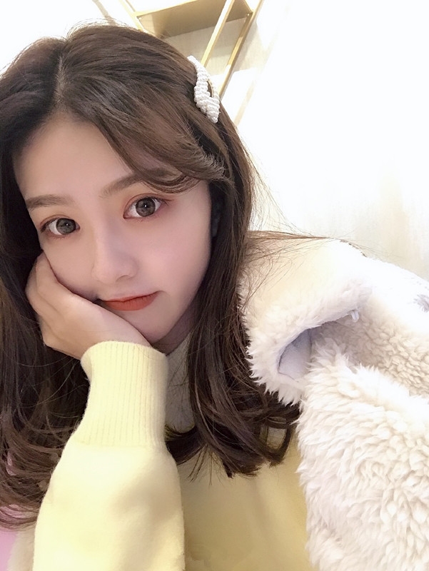 薇薇外送的第一张照片--汕头相亲服务中心