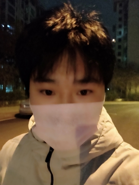 偏丶执的第一张照片--汕头相亲服务中心