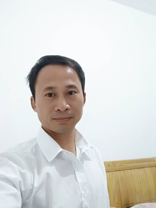 在疼你的第一张照片--汕头相亲服务中心