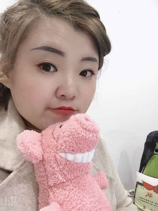 李娜的第一张照片--汕头相亲服务中心