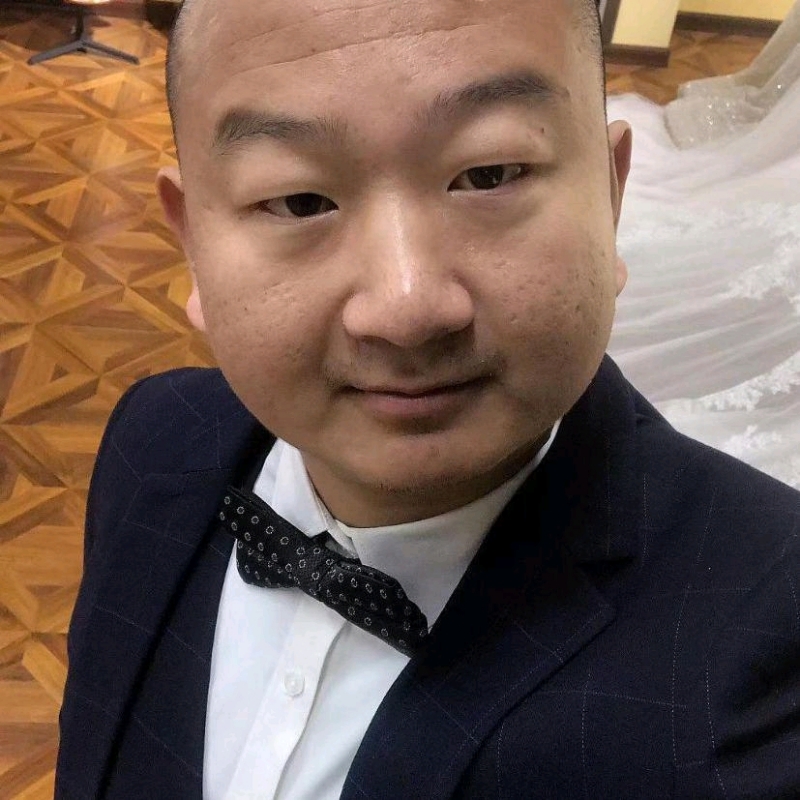 展翅高飞的第一张照片--汕头相亲服务中心