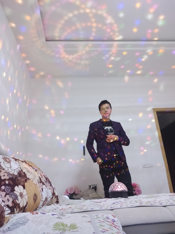 慕凡的第一张照片--汕头相亲服务中心