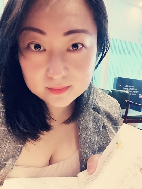 铃瑶的第二张照片--汕头相亲服务中心