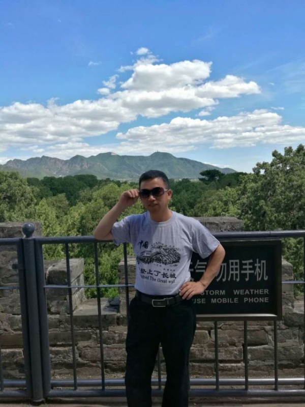 天天心情好的第一张照片--汕头相亲服务中心