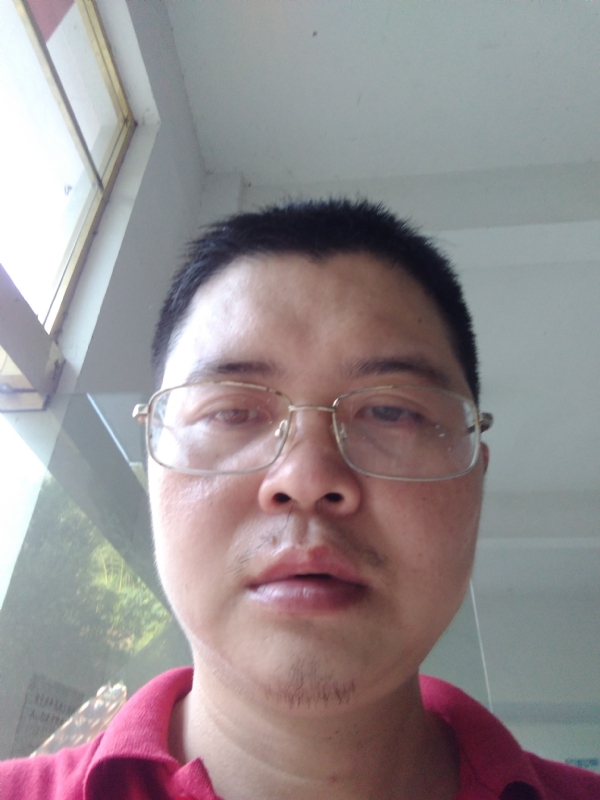 渠雨的第一张照片--汕头相亲服务中心