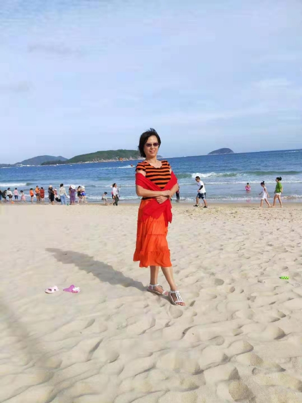 ruwu的第一张照片--汕头相亲服务中心