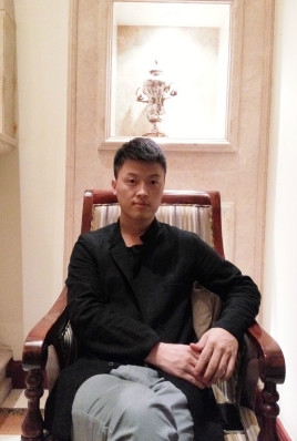 制片人杨亚林的第二张照片--汕头相亲服务中心