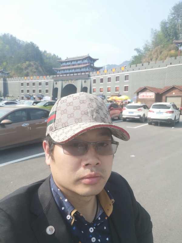 金沧海的第一张照片--汕头相亲服务中心