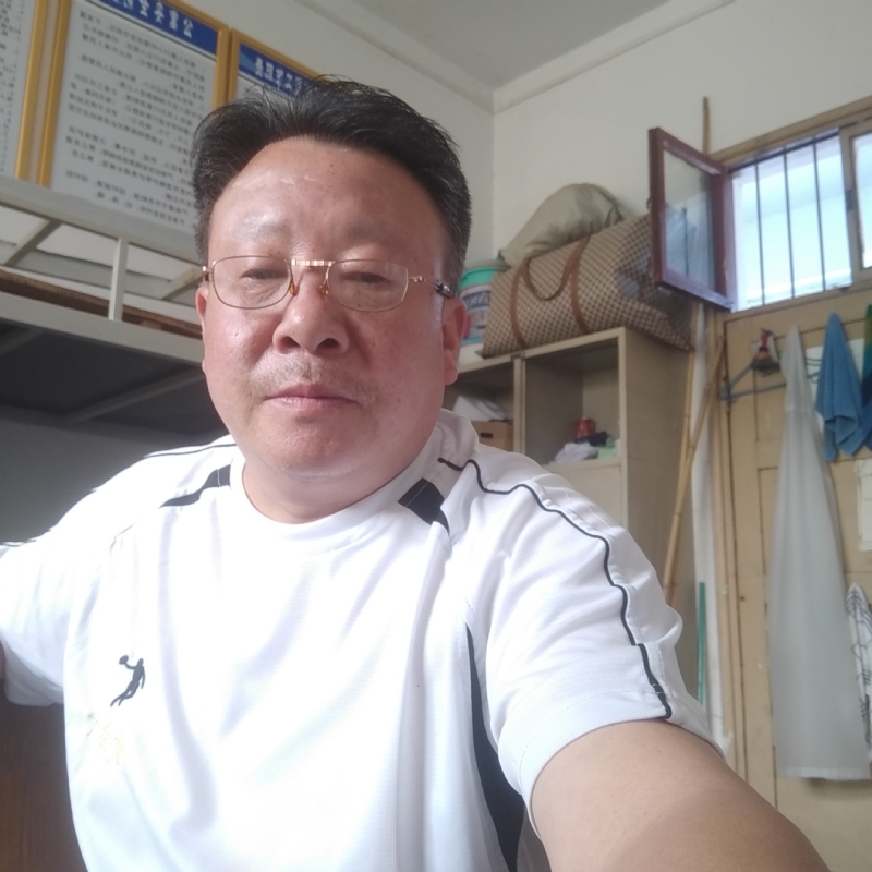 咣次次的第一张照片--汕头相亲服务中心