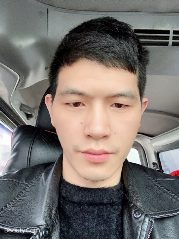 华仔的第一张照片--汕头相亲服务中心