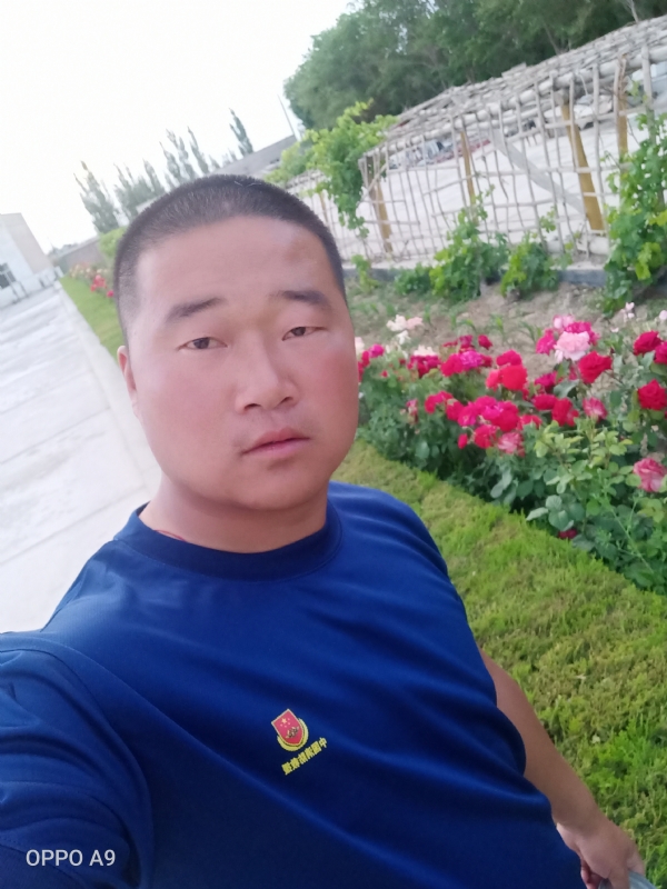 奋斗中的青春最美丽的第一张照片--汕头相亲服务中心