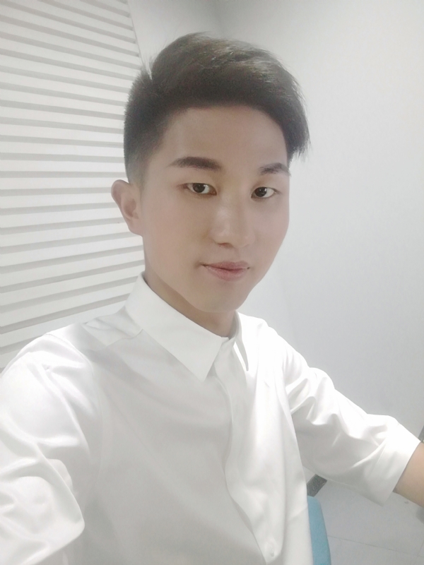 MrLi的第二张照片--汕头相亲服务中心