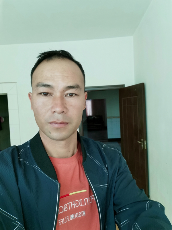 昊宇的第一张照片--汕头相亲服务中心