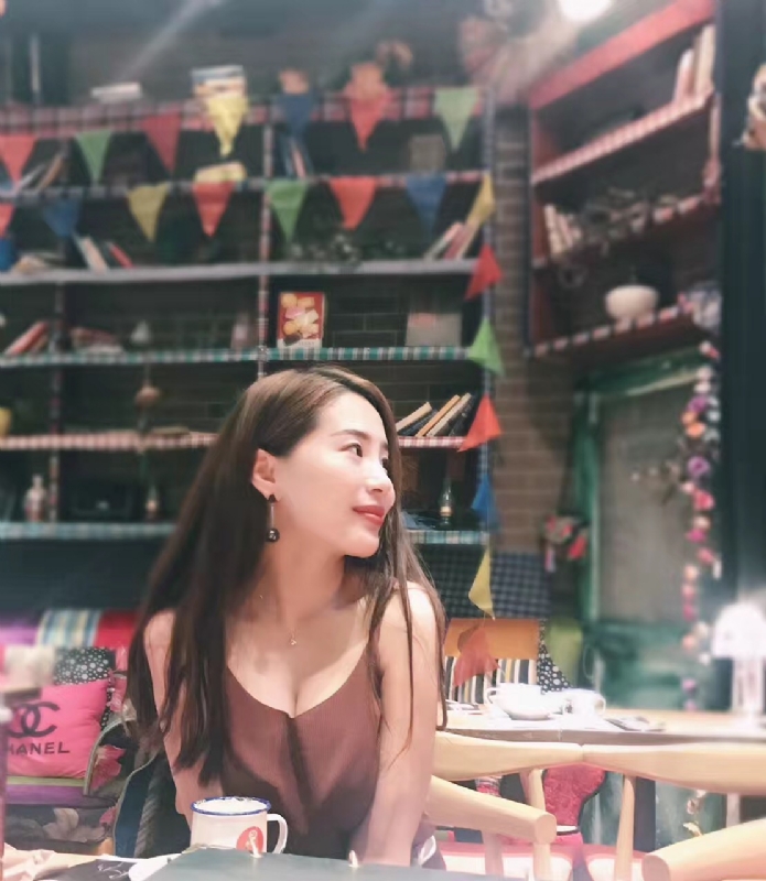 zoe的第一张照片--汕头相亲服务中心