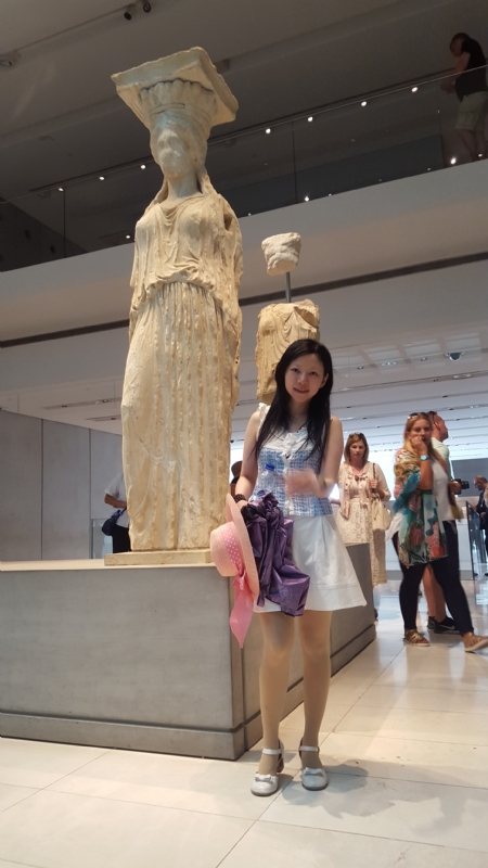 捻花微笑的第一张照片--汕头相亲服务中心