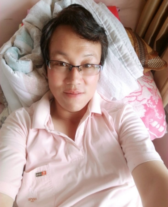 一吻天荒的第一张照片--汕头相亲服务中心