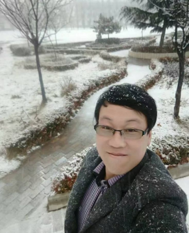 一吻天荒的第二张照片--汕头相亲服务中心