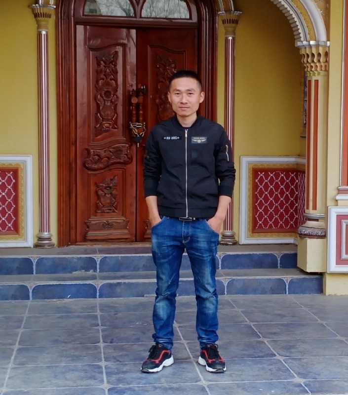 凉白开的第二张照片--汕头相亲服务中心