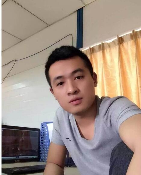 佛山喜欢你的第一张照片--汕头相亲服务中心