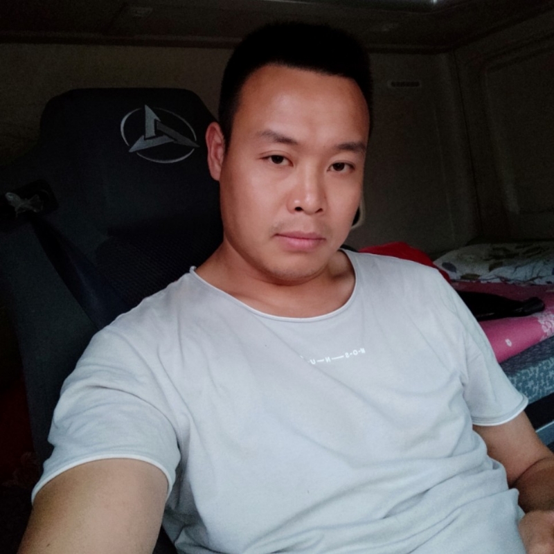 默默的第二张照片--汕头相亲服务中心