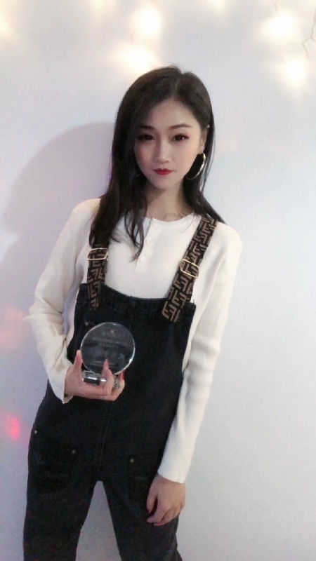 迷人的小璐的第一张照片--汕头相亲服务中心