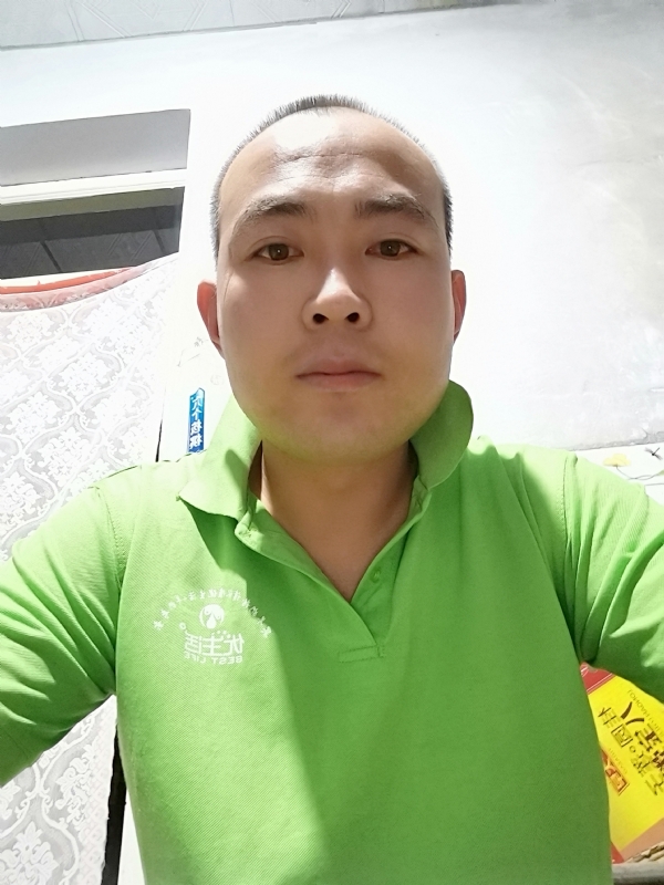 东海龙王的第三张照片--汕头相亲服务中心