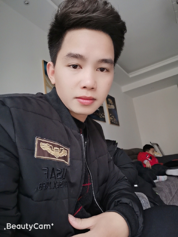 发发发的第一张照片--汕头相亲服务中心